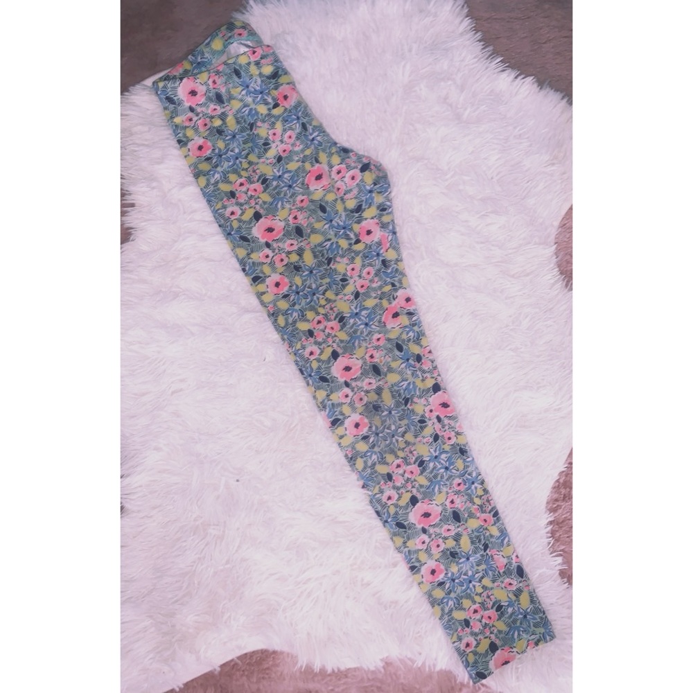 🌟💖Cat & Jack Girls Flower Leggings💖🌟 - Picture 4 of 4